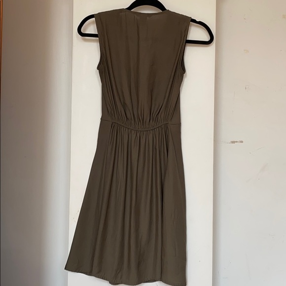 H&M Green Lightweight Summer Dress - Picture 8 of 9